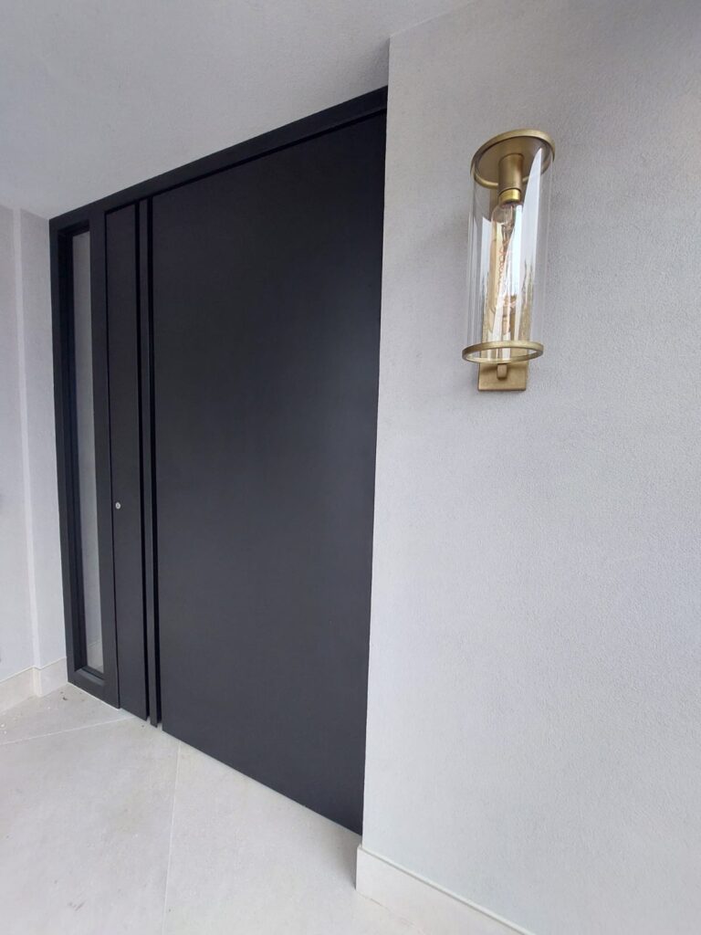 Villa privata con struttura ricettiva – Comfort e design contemporaneo 3 bocchi 3 INGRESSO BILIKO MRSHUT 1