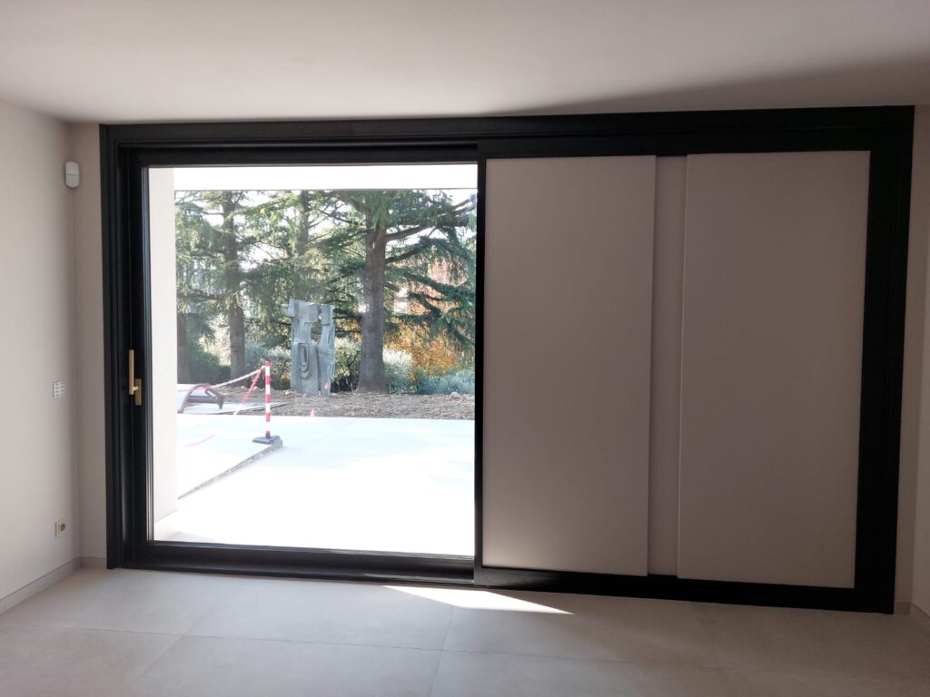 Villa privata con struttura ricettiva – Comfort e design contemporaneo 6 bocchi 6 scorrevole pannello incassato interno