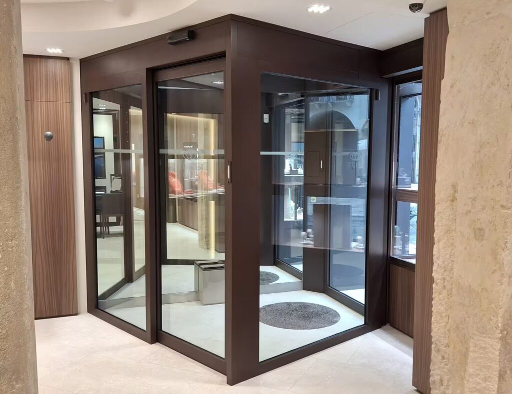 Eleganza e Sicurezza nel Cuore di Verona – Gioielleria Benetti 4 benetti3